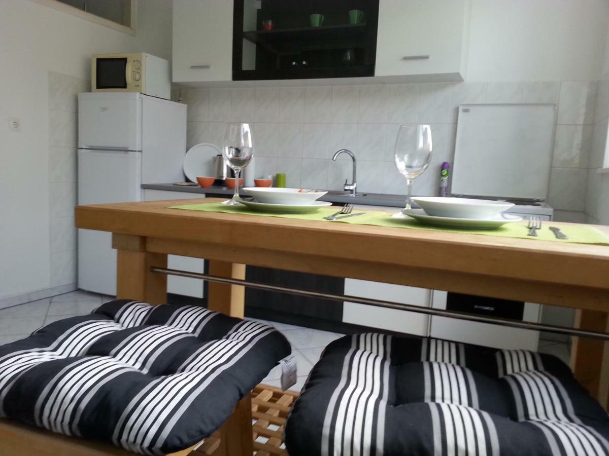 Amarena Apartment